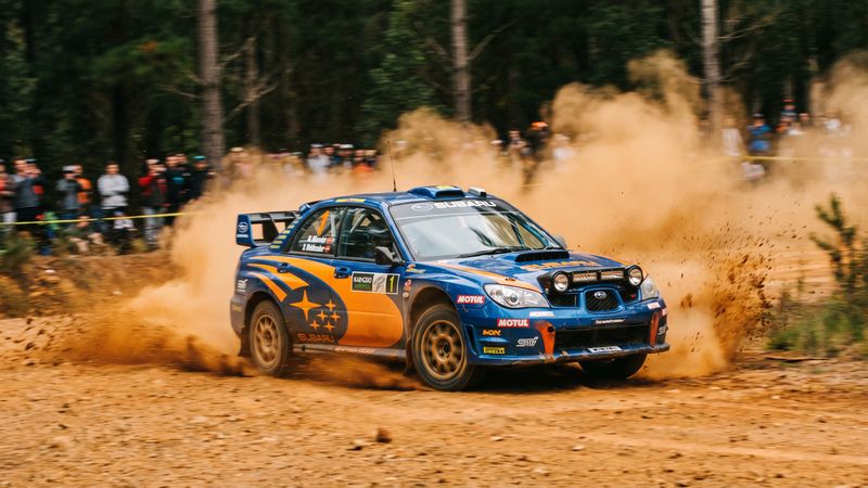 蜜桃传媒拉力赛车视频